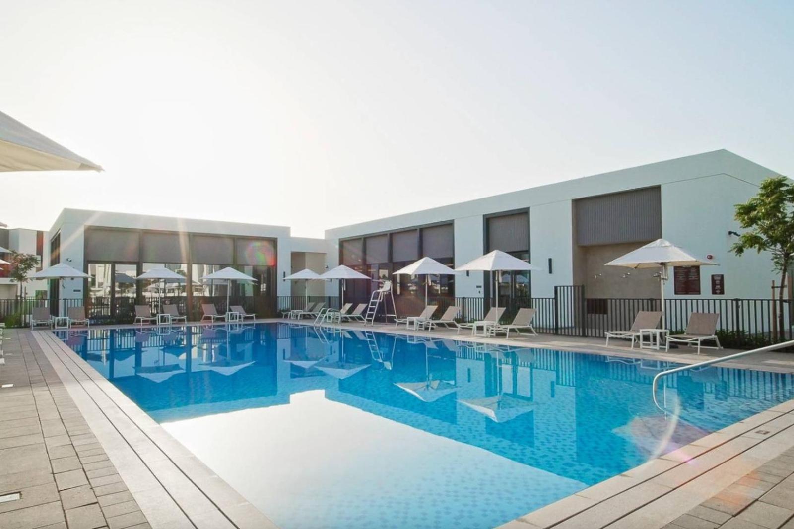 Stylish Living - Brand-new Family Community Villa *