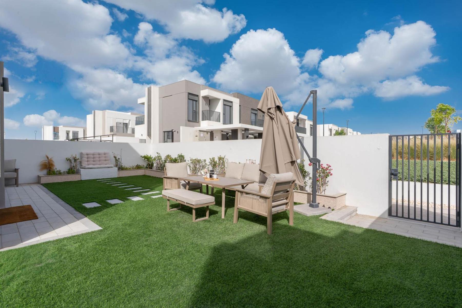 Stylish Living - Brand-new Family Community *